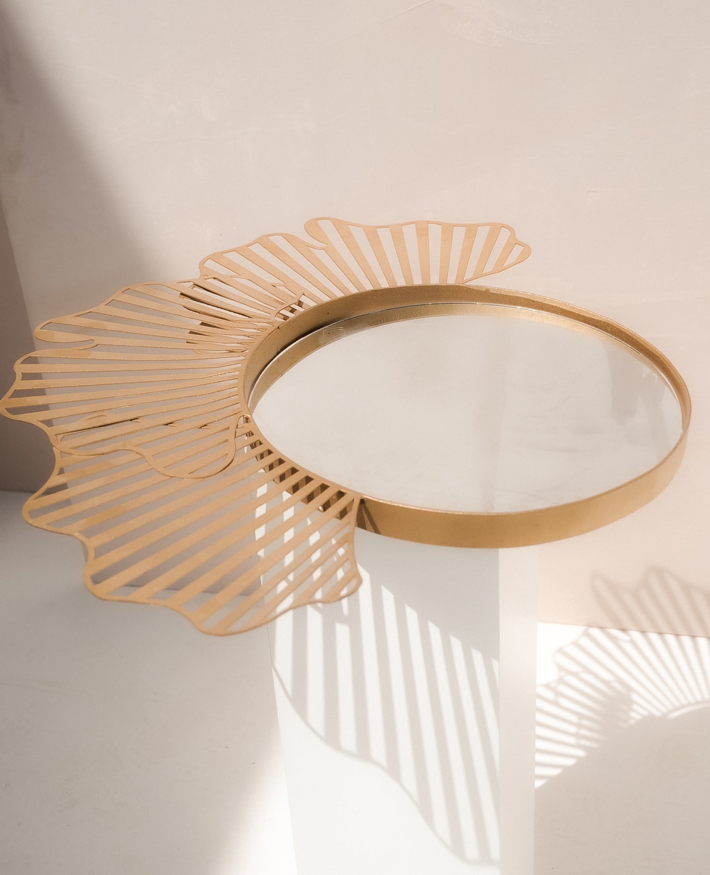 Round Mirrored Gold Tray