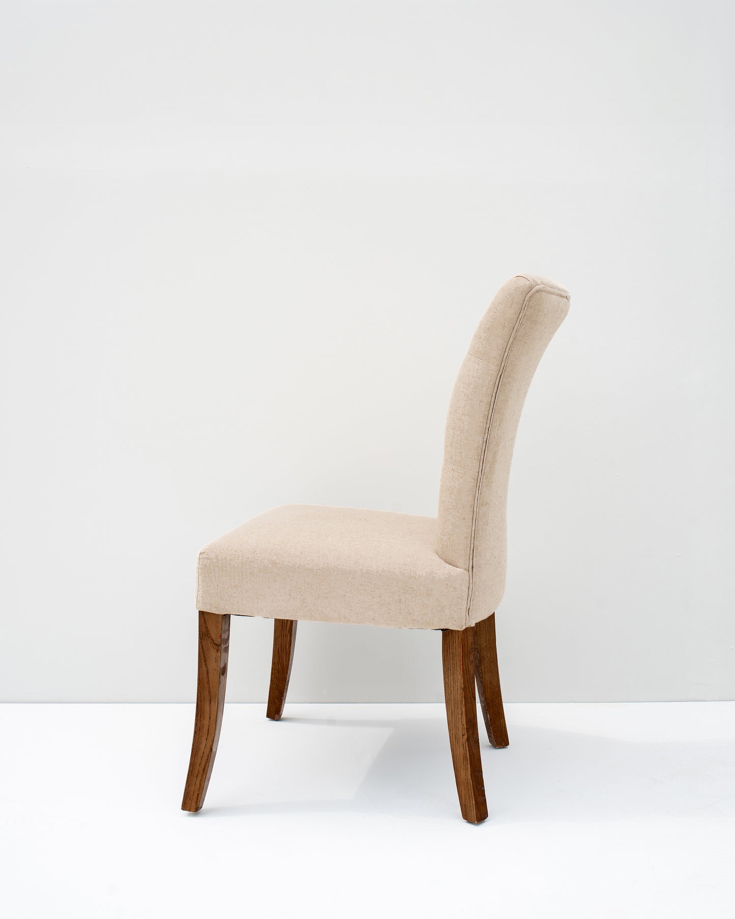 Light Leg Cream Buttoned Back Dining Chair