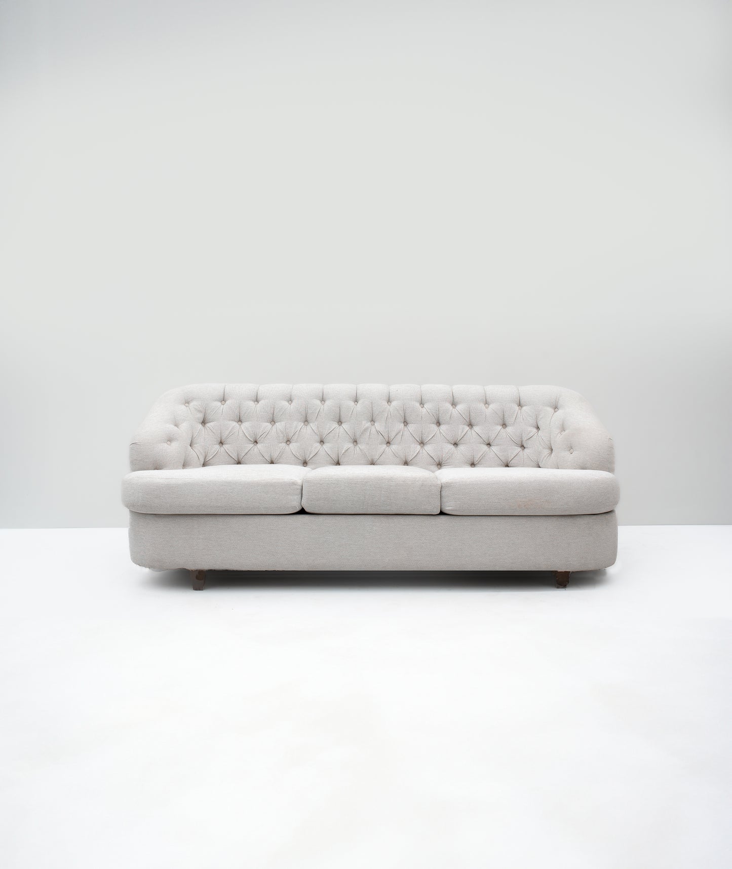 Buttoned Sofa