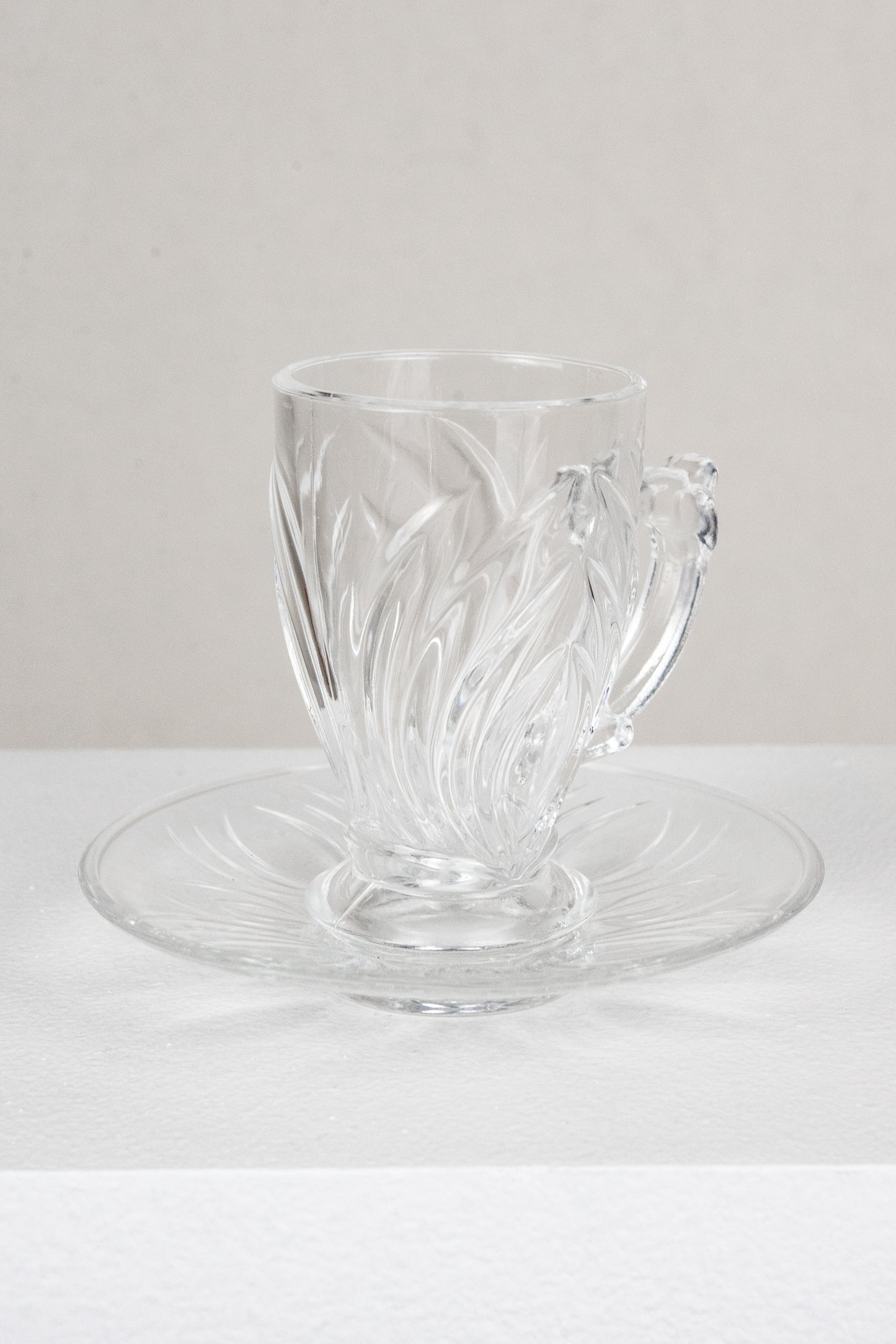 Short Classic Tea Cup